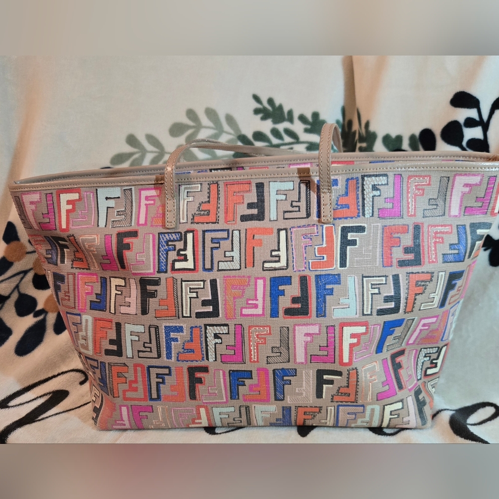 💯 Authentic Fendi Roll Tote with FREE COA